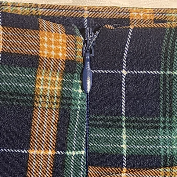 5/$16 💓Plaid Button Up And Skirt Set Blue Green and Yellow Co-ord 2 Piece Set - Picture 10 of 10